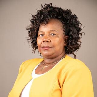 Suzanne Kiamba